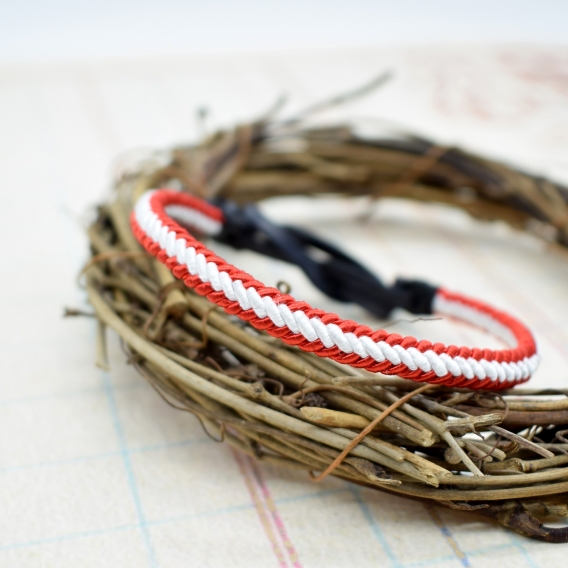 Pulsera bandera roja y blanca de hilo, Atletico Madrid, Perú, Polonia,...